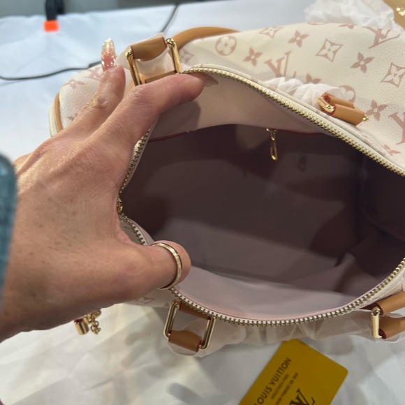 White and Pink Monogram Bag - Picture 5 of 5